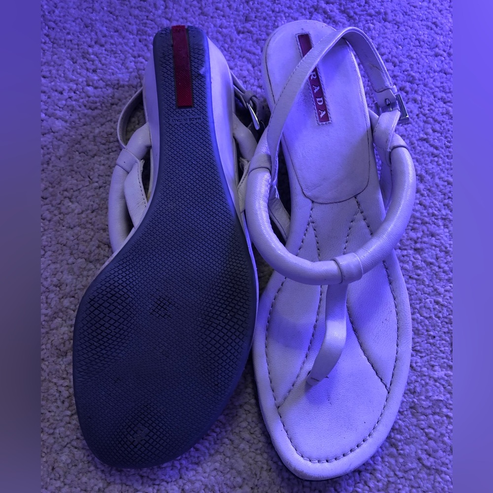 Sandal - Picture 3 of 3